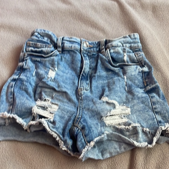 Urban outfitters Jean shorts - Picture 2 of 4